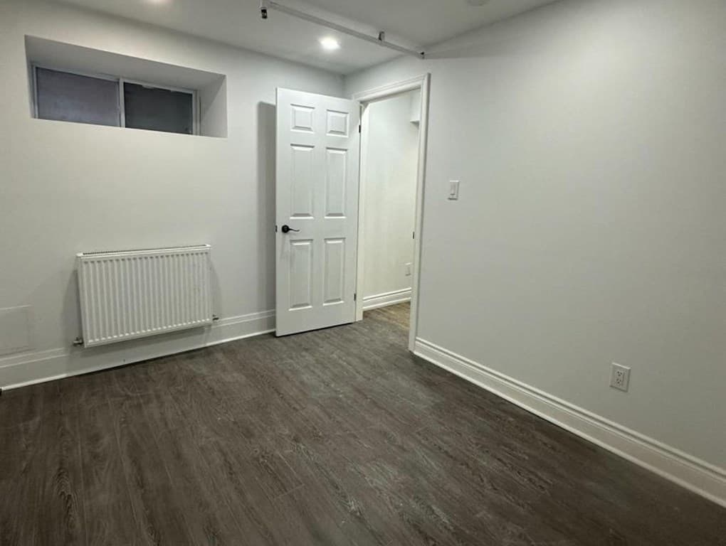 L4 - 180 SHERBOURNE STREET img-gallery3