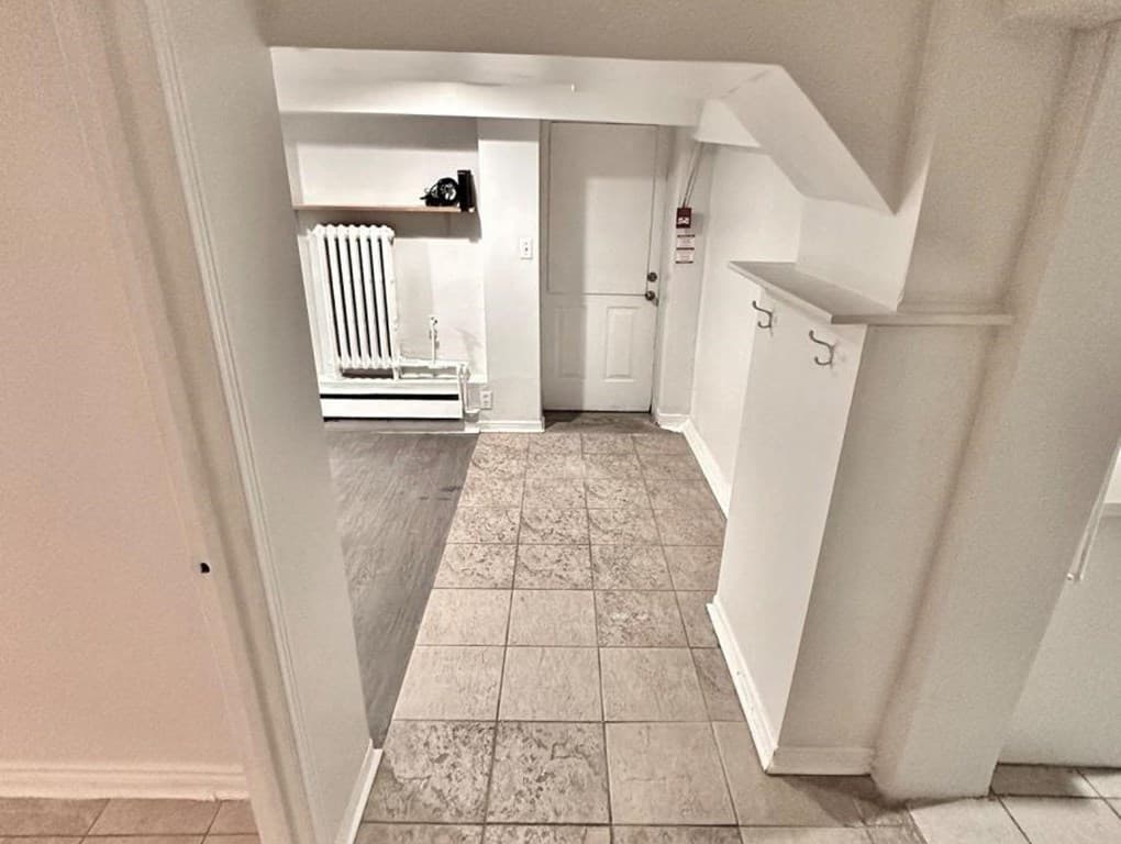 B2 - 60 BROCK AVENUE img-gallery0