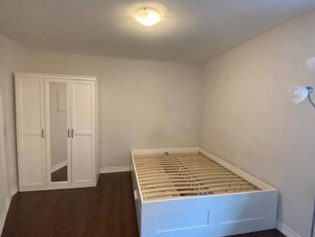 204 - 70 MELBOURNE AVENUE img-gallery1