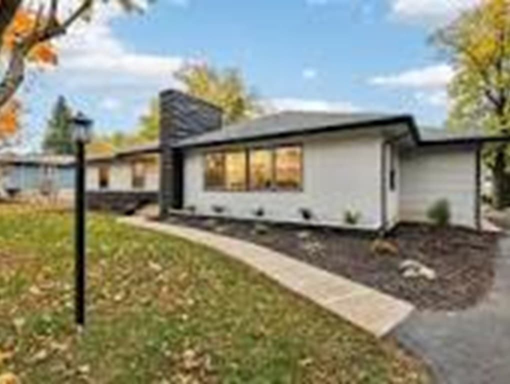  modren with  2 bed and a tv launch img-gallery6