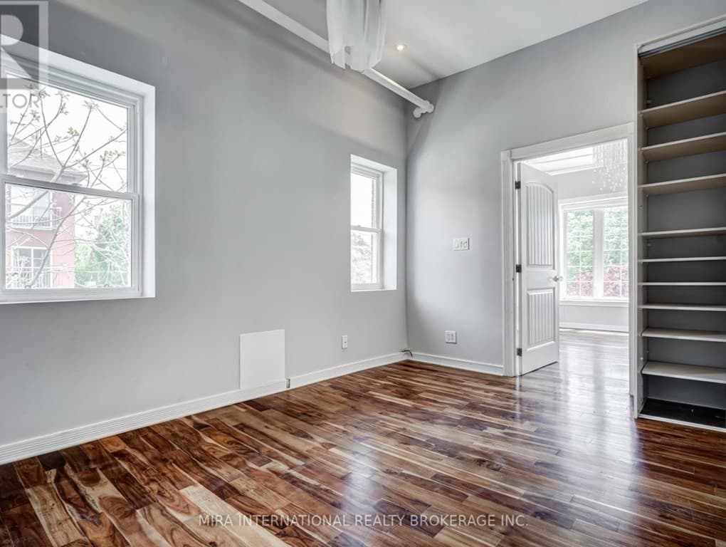 C5 - 98 LEUTY AVENUE img-gallery7