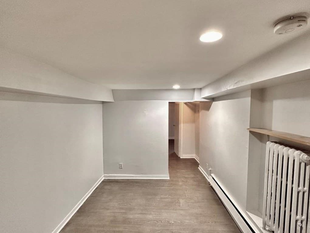 B2 - 60 BROCK AVENUE img-gallery7