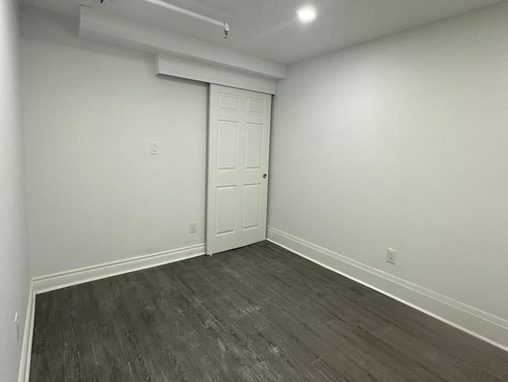 L4 - 180 SHERBOURNE STREET img-gallery5