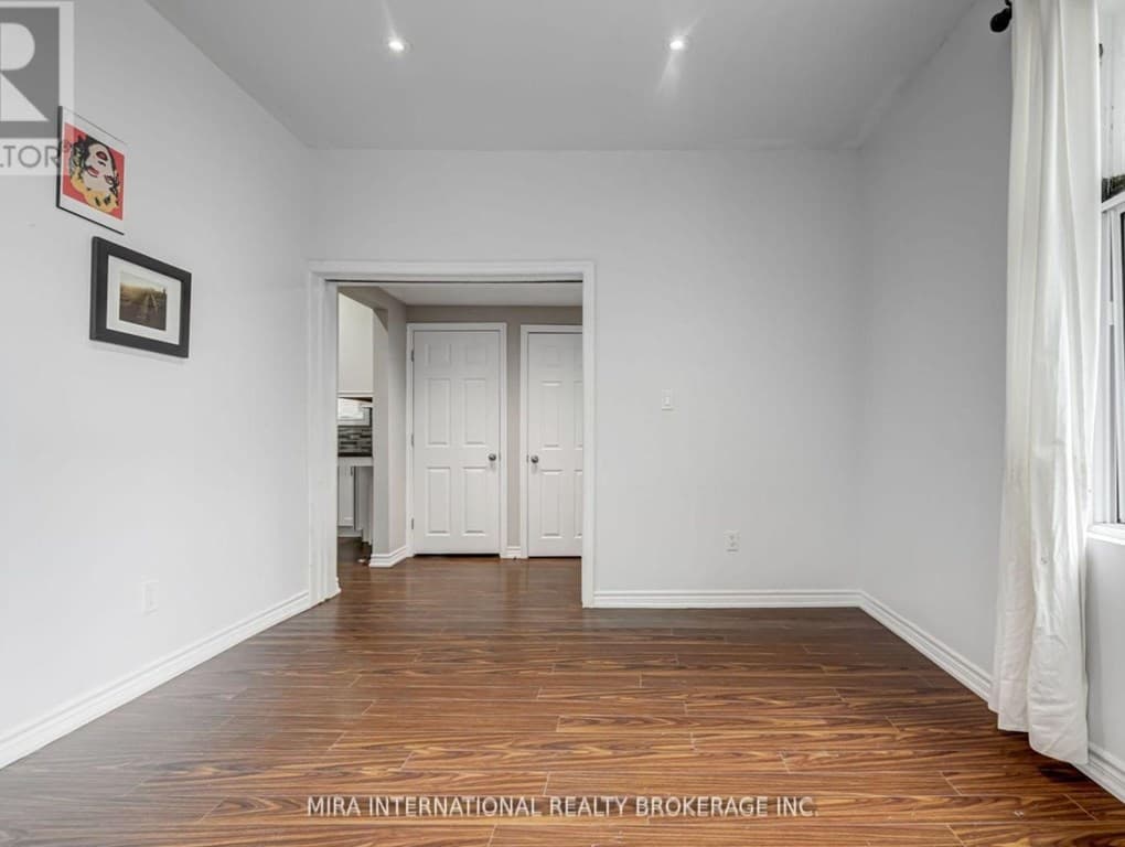 101 - 11 LAXTON AVENUE img-gallery2