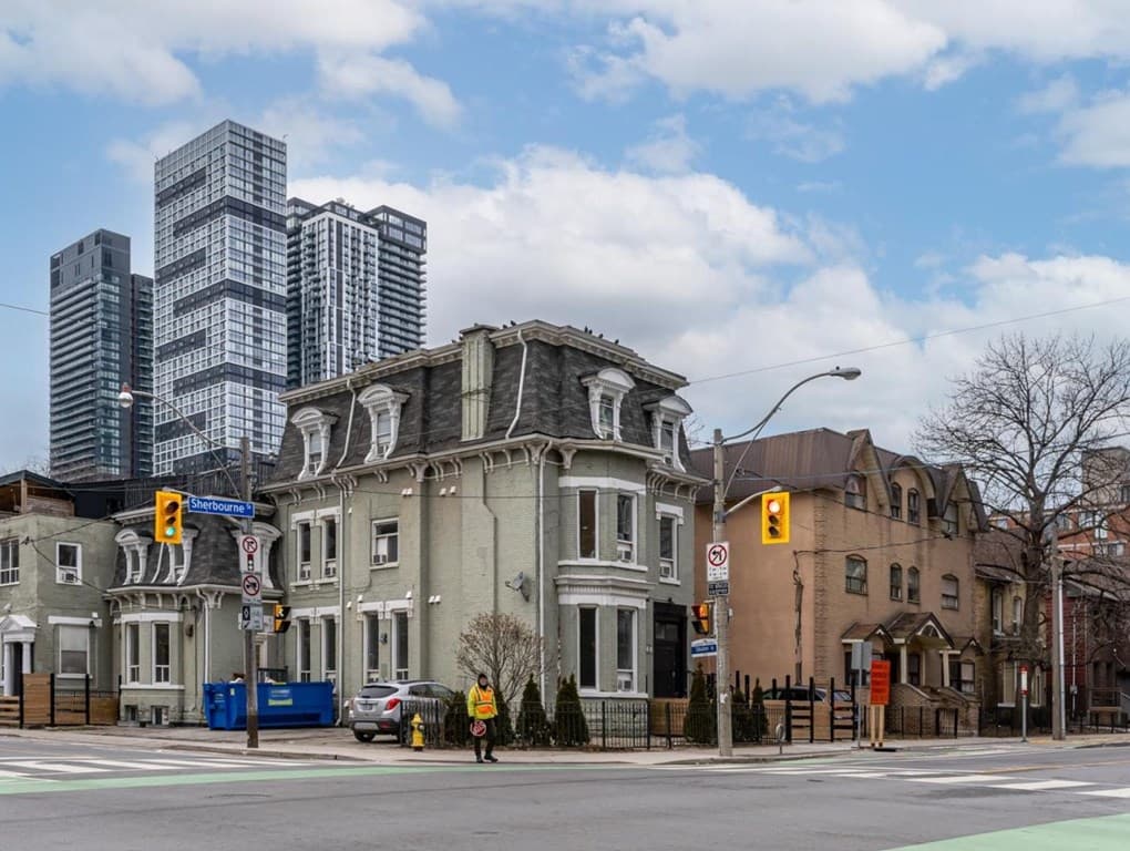 L4 - 180 SHERBOURNE STREET img-gallery7