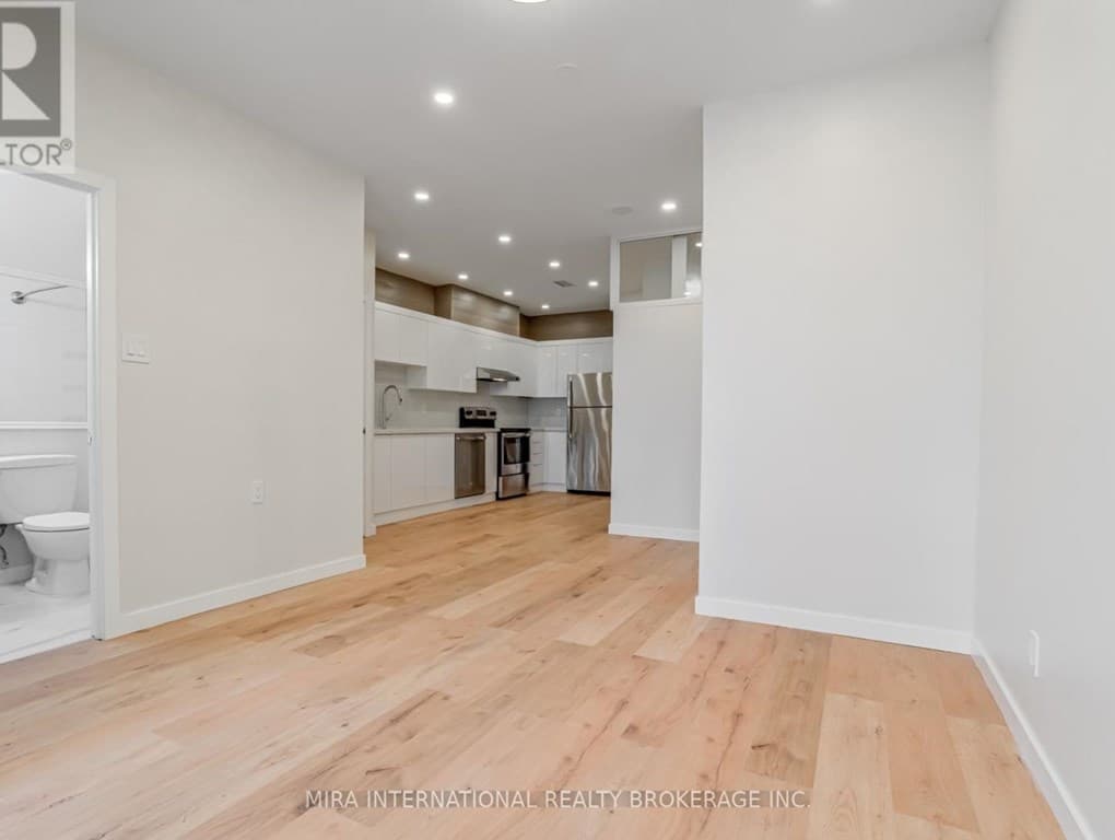 810 - 393 KING STREET W img-gallery5