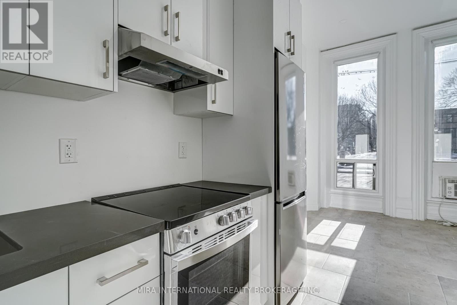 102 - 180 SHERBOURNE STREET