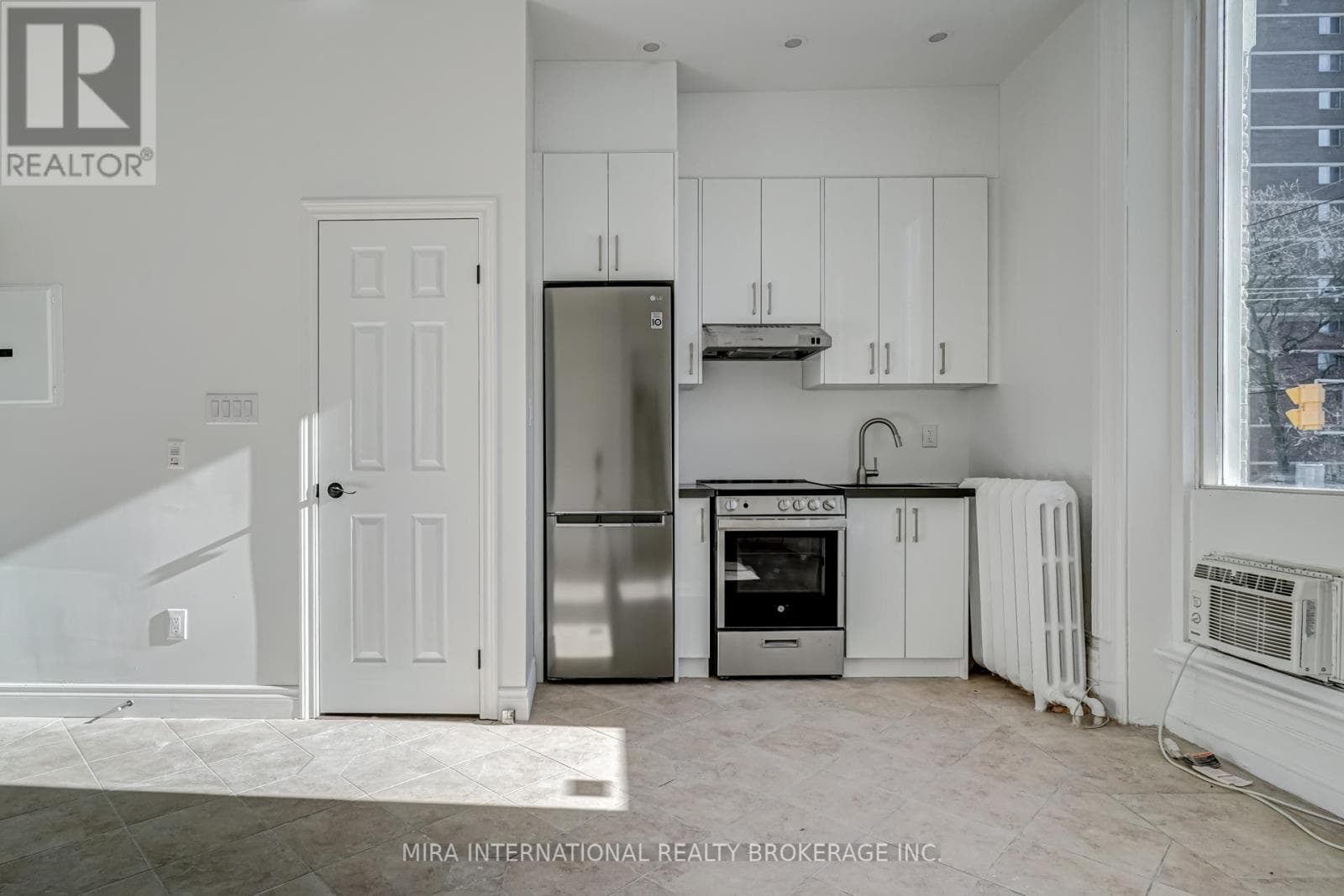 103 - 180 SHERBOURNE STREET